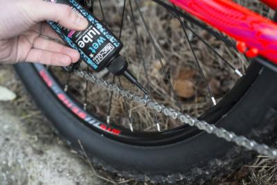 Muc-Off Ketten&ouml;l f&uuml;r N&auml;sse 120ml Produktbild 1