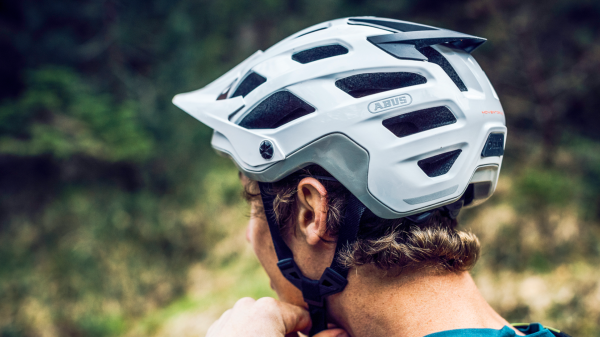 Kategorie HELME 